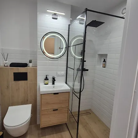 Smart 5 Min Walk To Station Zlote Tarasy Appartamento *