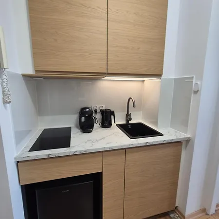 Smart 5 Min Walk To Station Zlote Tarasy